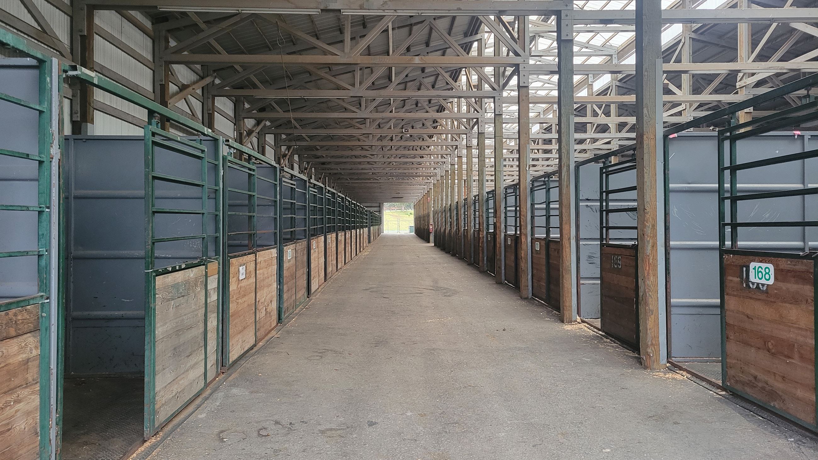 Horse Barn Building 105 Stalls 